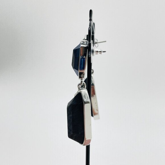 SIMPLY VERA Vera Wang Signed Earrings Black Faceted Stone Drop Silver Tone Mod - Picture 7 of 10